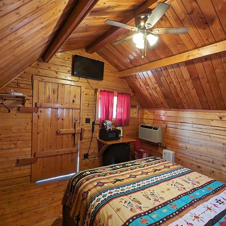 Готель Kingman Koa Екстер'єр фото