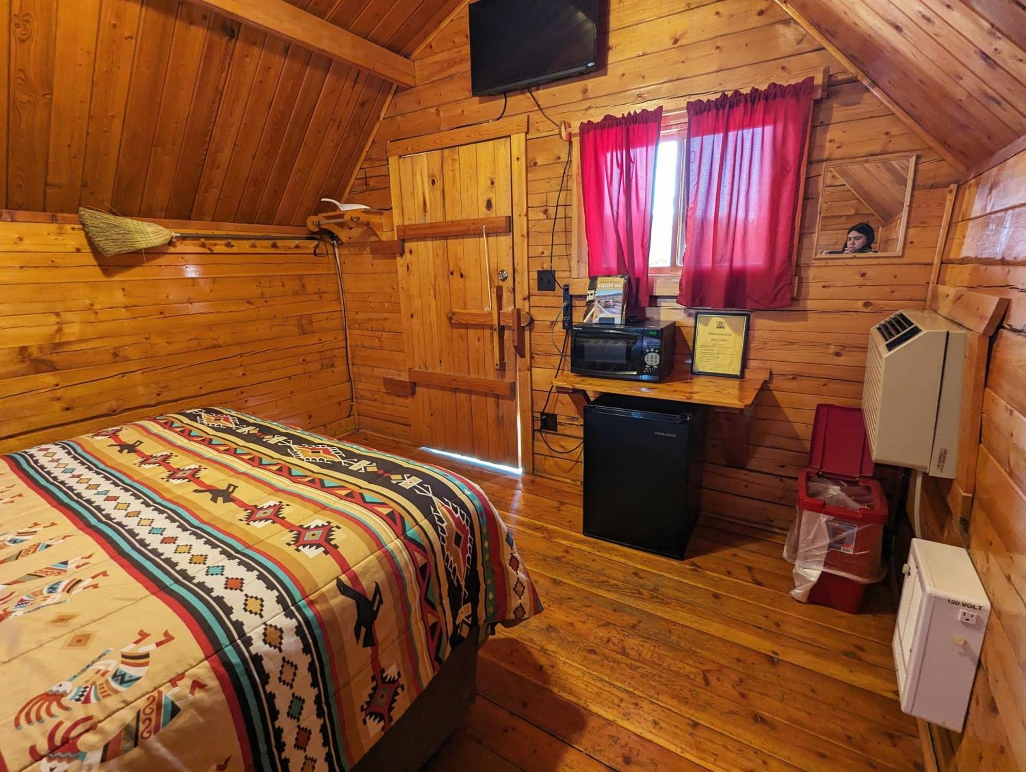 Готель Kingman Koa Екстер'єр фото